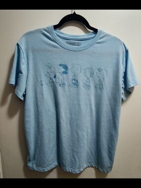 Peanuts Light Blue Snoopy & Friends Short Sleeve Tee - Peanuts L